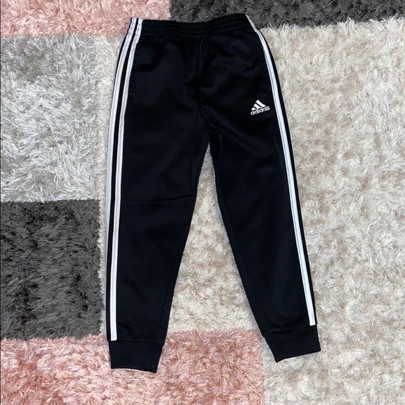 Adidas track suit 2pcs sweater and pants - Picture 4 of 6